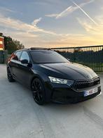 Skoda Octavia Combi RS 2.0 TSI / DCC / Full Black / 2000km, Auto's, Stof, 4 cilinders, 1984 cc, Zwart