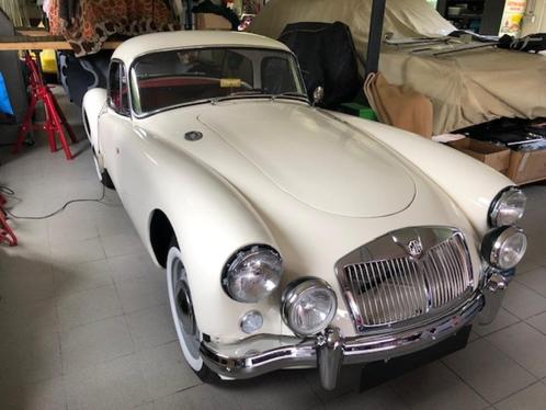 MGA COUPE 1957 CONCOUR STAAT, Auto's, Oldtimers, Particulier, MG, Benzine, Coupé, 2 deurs, Handgeschakeld, Wit, Overige kleuren