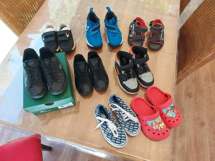 baskets Nike et lacoste, Kinderen en Baby's, Kinderkleding | Schoenen en Sokken, Gebruikt, Jongen, Ophalen of Verzenden