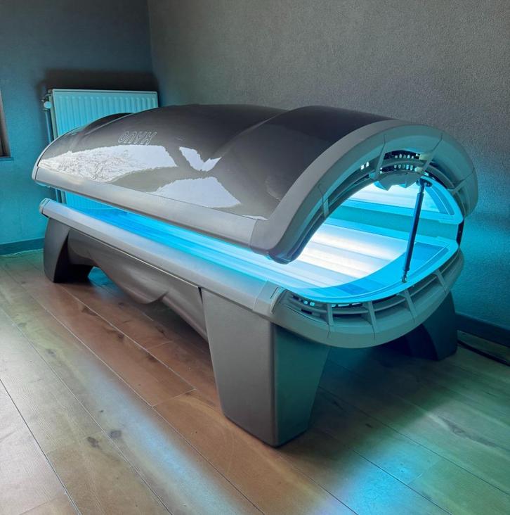 Hapro Onyx 26/5 Zonnebank + 1 jaar Garantie, Elektronische apparatuur, Zonnebanken en Gezichtsbruiners, Zo goed als nieuw, Zonnebank enkelzijdig