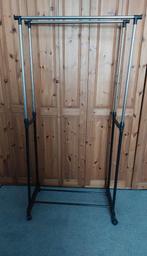 Tringle à vêtements double, Enlèvement