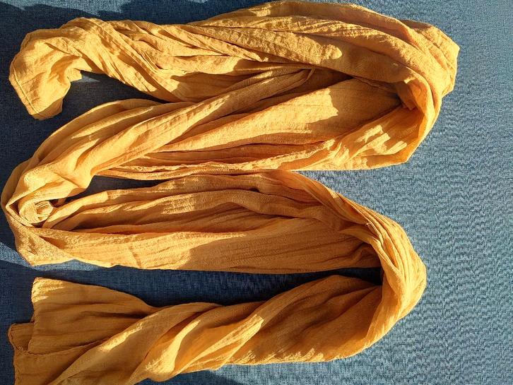 3 sjaaltjes voor vrouwen, Kleding | Dames, Mutsen, Sjaals en Handschoenen, Zo goed als nieuw, Sjaal, Ophalen of Verzenden