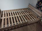 Bed frame met lattenbodem 1 m40, Huis en Inrichting, Slaapkamer | Bedden, Ophalen, 140 cm, Zo goed als nieuw, Twijfelaar