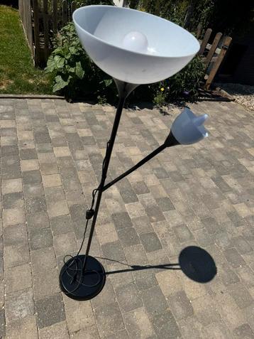 Staanlamp, Enlèvement