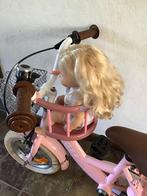 Poppen fietsstoeltje met pop, Kinderen en Baby's, Speelgoed | Poppen, Ophalen of Verzenden, Zo goed als nieuw