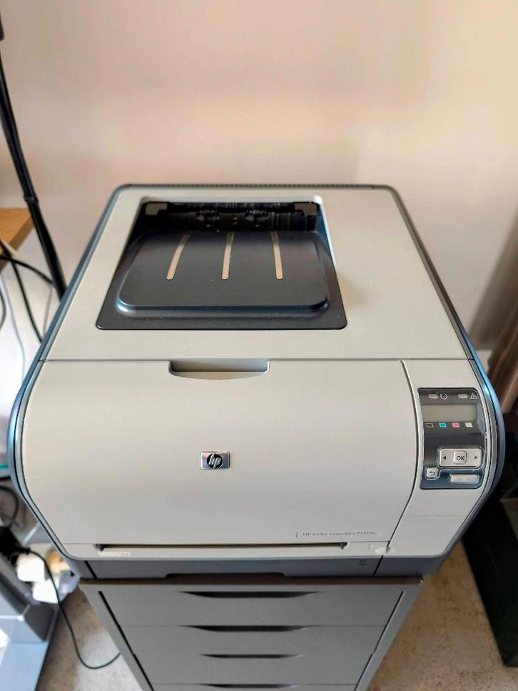HP Color LaserJet CP1515n, Computers en Software, Printers, Gebruikt, Printer, Laserprinter, Kleur printen, Zwart-en-wit printen