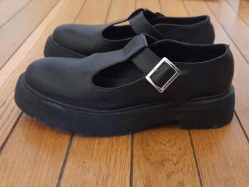 Chaussures Mary Jane, Kleding | Dames, Schoenen, Ophalen, Schoenen met lage hakken, Zwart, Bershka