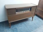 Grundig vintage radiokast, Ophalen