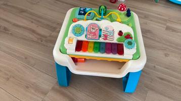 Speeltafel Chicco voor baby en peuter beschikbaar voor biedingen