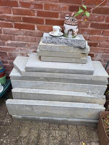 Gratis Beton Klinkers me te nemen  beschikbaar voor biedingen