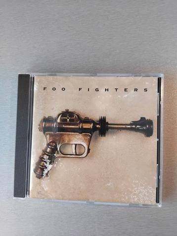 Cd. Foo Fighters.