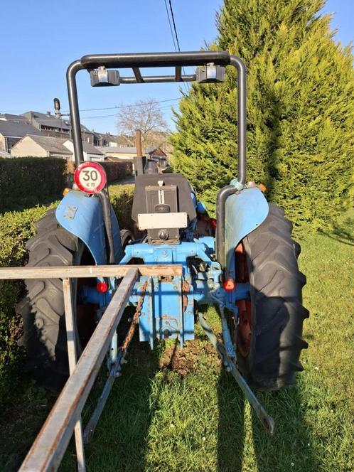 Vente vieux tracteur fordson, Zakelijke goederen, Landbouw | Tractoren, Ford, tot 80 Pk, Oldtimer, Ophalen