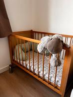 Houten bedje, Kinderen en Baby's, Kinderkamer | Complete kinderkamers, Ophalen, Gebruikt