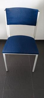 3 stoelen blauw-wit, Huis en Inrichting, Stoelen, Ophalen