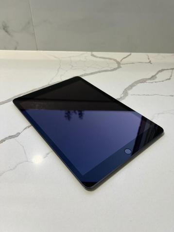 Ipad 8 10.2 inch 32GB beschikbaar voor biedingen