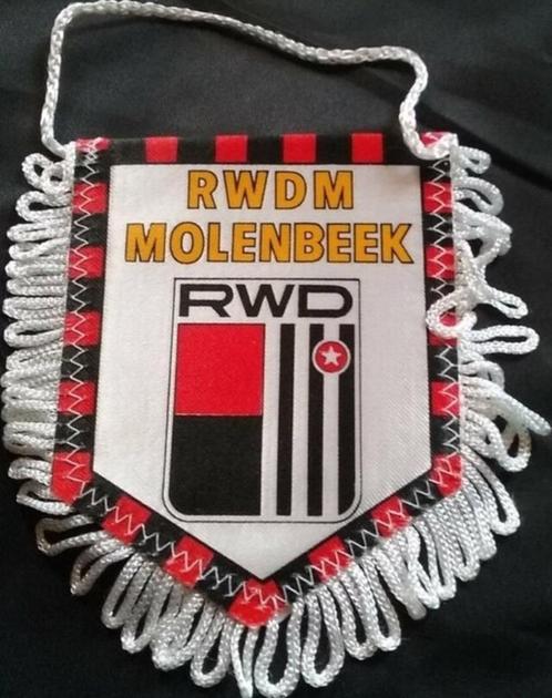 RWD Molenbeek RWDM 1980s mooie vintage voetbal vaandel, Verzamelen, Sportartikelen en Voetbal, Zo goed als nieuw, Vaantje of Sjaal