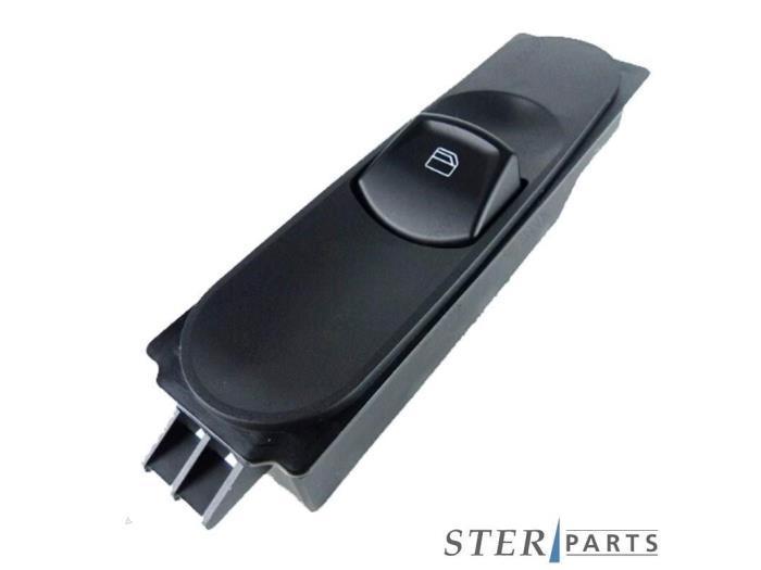 Elektrisch Raam Schakelaar van een Mercedes Vito, Auto-onderdelen, Dashboard en Schakelaars, Mercedes-Benz, Nieuw, 12 maanden garantie