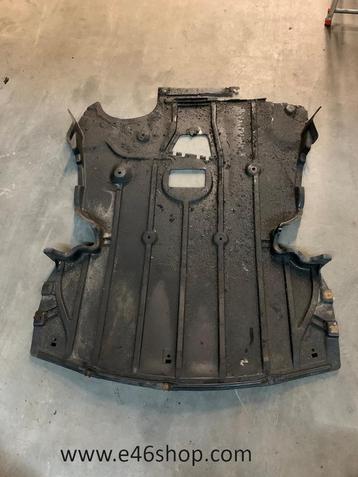 MOTOR BODEMPLAAT BMW E90 E91 320I 2005  beschikbaar voor biedingen