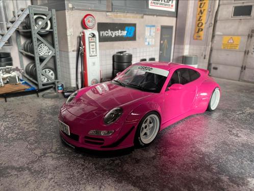 1:18 Porsche 911 997 RWB - neuve dans sa boîte, Hobby & Loisirs créatifs, Voitures miniatures | 1:18, Voiture, Enlèvement ou Envoi