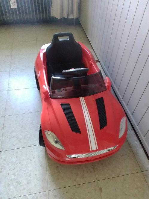voiture électrique enfant avec télécommande parentale, Kinderen en Baby's, Speelgoed | Buiten | Accuvoertuigen, Gebruikt, Ophalen
