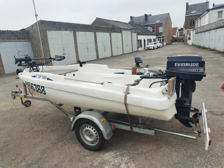 Cap 360 evinrude 30 CV remorque Riba moteur électrique haswi, Watersport en Boten, Vis- en Consoleboten, Gebruikt, Elektrisch