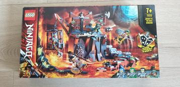Lego Ninjago #71717 - Reis naar de kerkers van Skull beschikbaar voor biedingen