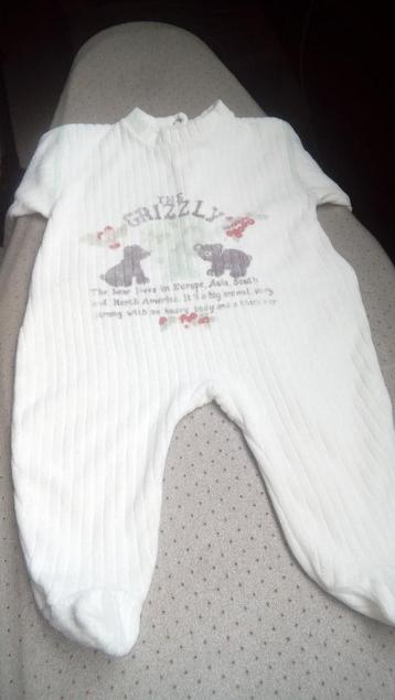 babykleren beschikbaar voor biedingen