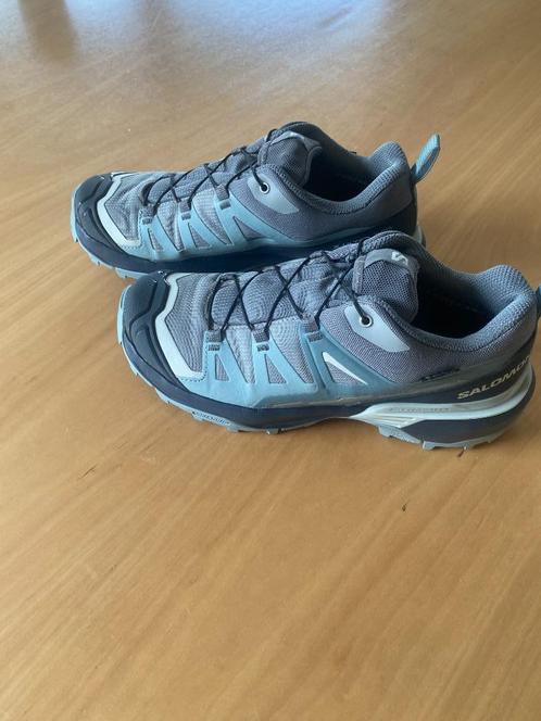 Wandelschoenen Dames Salomon maat 37, Sport en Fitness, Bergsport en Wandelen, Zo goed als nieuw, Schoenen, Ophalen