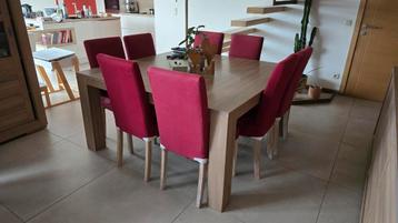 Table carrée salle a manger a vendre  beschikbaar voor biedingen