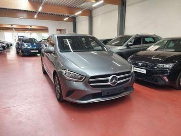 Mercedes-Benz B 180 d AUTOMATIQUE - NAVI - 1/2 CUIR - CAM -