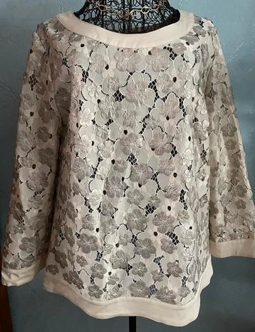Caroline Biss 38 Prachtige kantlook blouse beschikbaar voor biedingen