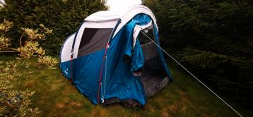 Tente de camping Arpenaz 4.1 en parfait état