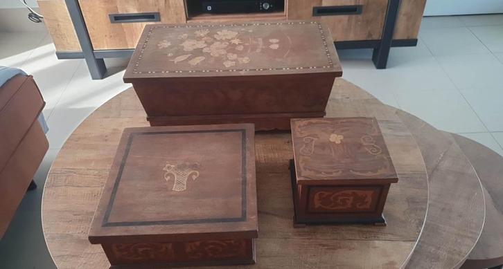 3 houten kistjes zie foto's doe een bod, Antiek en Kunst, Curiosa en Brocante, Ophalen of Verzenden