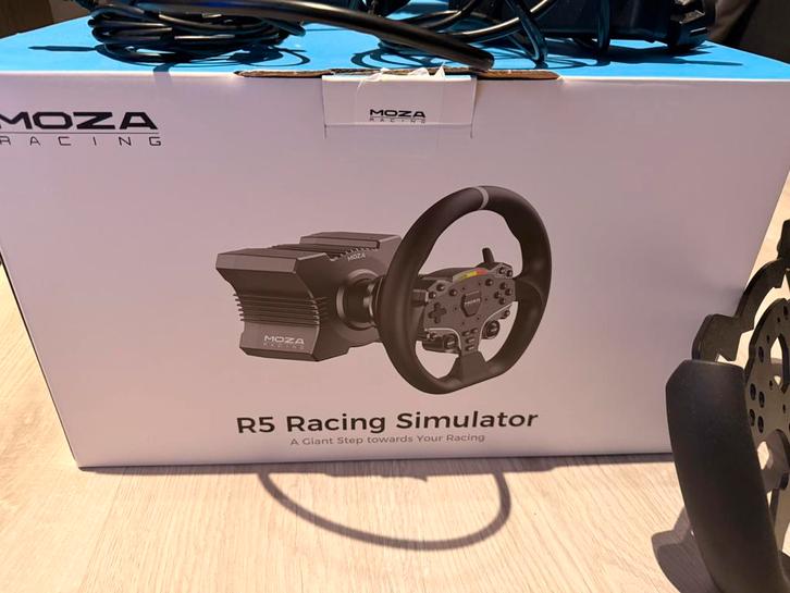 MOZA R5 Bundle + performance Kit + Clutch + formula wheel, Computers en Software, Joysticks, Zo goed als nieuw, Ophalen