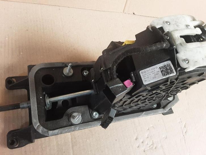 VERSNELLINGSPOOK Volkswagen Touran (5T1) (5QB713023G), Auto-onderdelen, Interieur en Bekleding, Volkswagen, Gebruikt