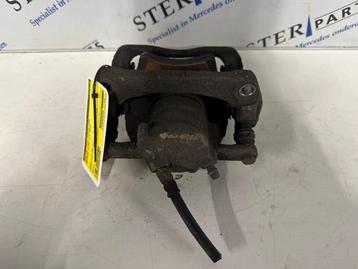 Remklauw (Tang) rechts-voor van een Mercedes Citan beschikbaar voor biedingen