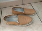 Instappers Hogan 38 beige kwaliteitsleer, Kleding | Dames, Ophalen of Verzenden