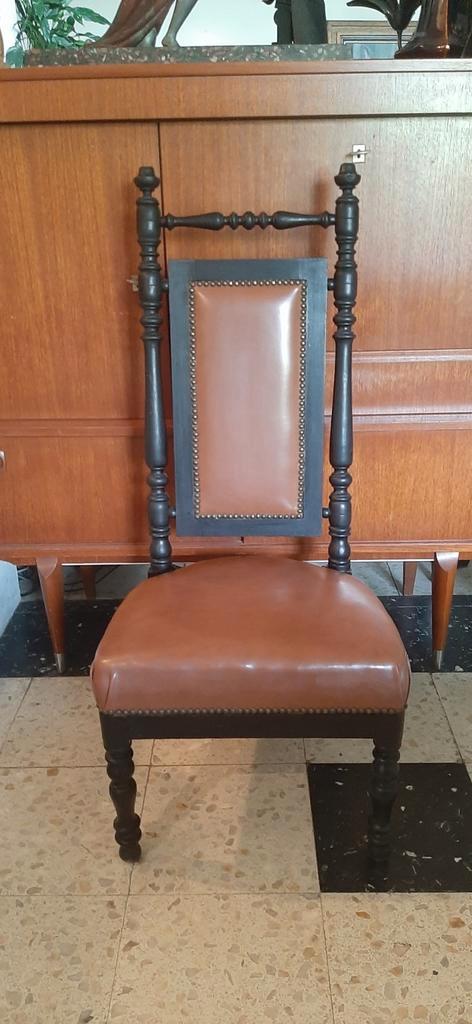 Antieke haardstoel, Antiek en Kunst, Antiek | Meubels | Stoelen en Sofa's, Ophalen