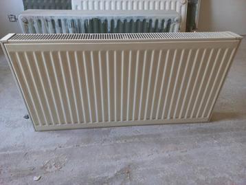Radiateur 100*50*9,5 en bon état à retirer beschikbaar voor biedingen