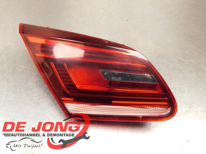 Feu arrière gauche d'un Volkswagen Passat, Autos : Pièces & Accessoires, Éclairage, Volkswagen, Utilisé, 3 mois de garantie, Enlèvement ou Envoi