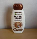 Garnier Loving blends Voedende shampoo Kokosmelk macadamia, Handtassen en Accessoires, Uiterlijk | Haarverzorging, Ophalen of Verzenden