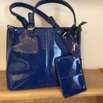 Blauw lak lederen handtas met kleine portemonee, Handtassen en Accessoires, Tassen | Damestassen, Ophalen, Blauw, Handtas