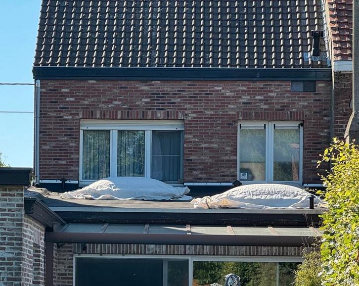 2 grote zonnedoeken voor lichtkoepels, Computers en Software, Windows Tablets, Zo goed als nieuw, Ophalen