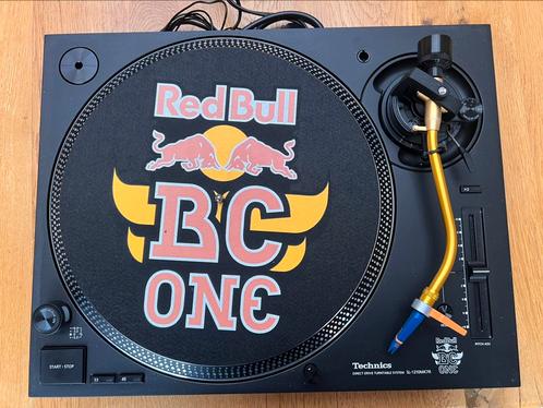 Technics SL-1210MK7R RED BULL platenspeler, Audio, Tv en Foto, Platenspelers, Zo goed als nieuw, Platenspeler, Technics, Ophalen of Verzenden