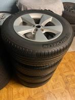 Velgen met banden235/60/18 M+S Michelin/ 4 seasons banden, Auto diversen, Wieldoppen, Ophalen