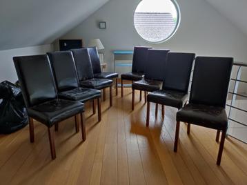 Salonstoelen met lederen bekleding beschikbaar voor biedingen