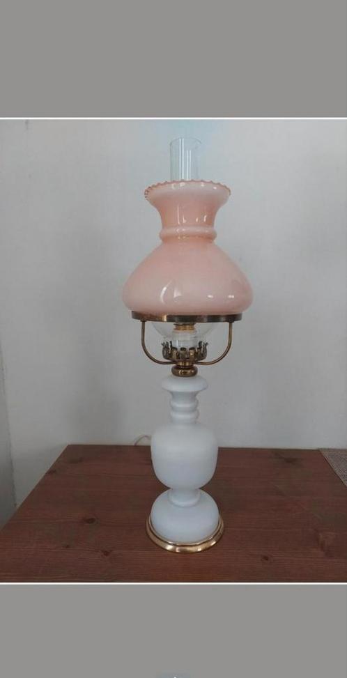 Lampe vintage déco cottage anglais opaline laiton, Antiquités & Art, Antiquités | Éclairage, Enlèvement ou Envoi