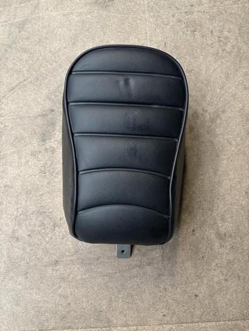 Harley-Davidson Sportster Iron 883 Passagierszadel 2004-2021 beschikbaar voor biedingen