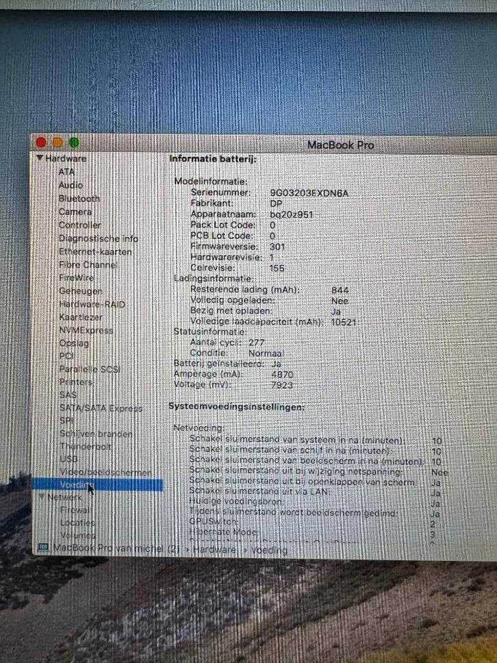 Mac book pro 17 inch, Computers en Software, Apple Macbooks, Zo goed als nieuw, MacBook, 17 inch, 2 tot 3 Ghz, 512 GB, 4 GB, Azerty