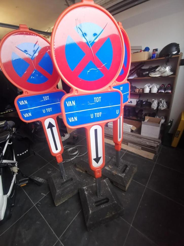 Type E3 parkeerverbodsborden te huur verkeersborden, Zakelijke goederen, Overige Zakelijke goederen, Ophalen of Verzenden